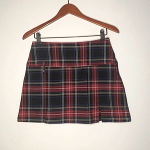 NWOT Tartan/Plaid Mini Skirt with side zip, Small